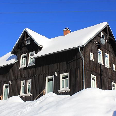 Апартаменты Ferienhaus Anno Dazumal, Wie Zu Oma'S Zeiten Клингенталь Экстерьер фото